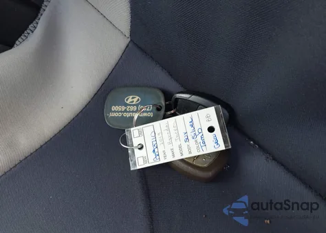 2019 Hyundai Tucson Value z USA, uszkodzony, nr VIN KM8J3CA42KU967344